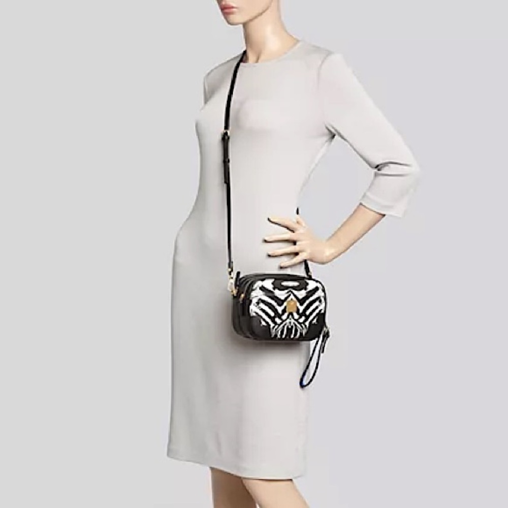 MCM Funky Zebra leather crossbody - Picture 3 of 16